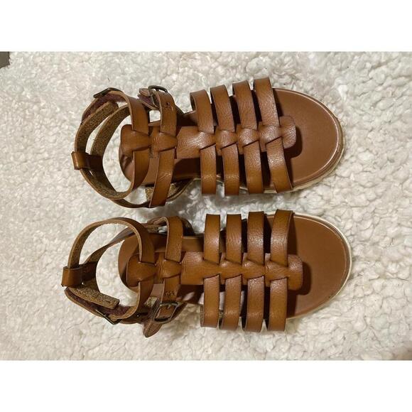 Stylish Brown Girls Strappy Sandals - Picture 1 of 5